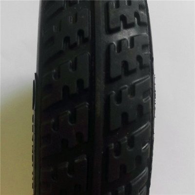 工廠定制生產 橡膠掃地機輪胎、遙控車輪胎與硅橡膠制品的全方位解決方案